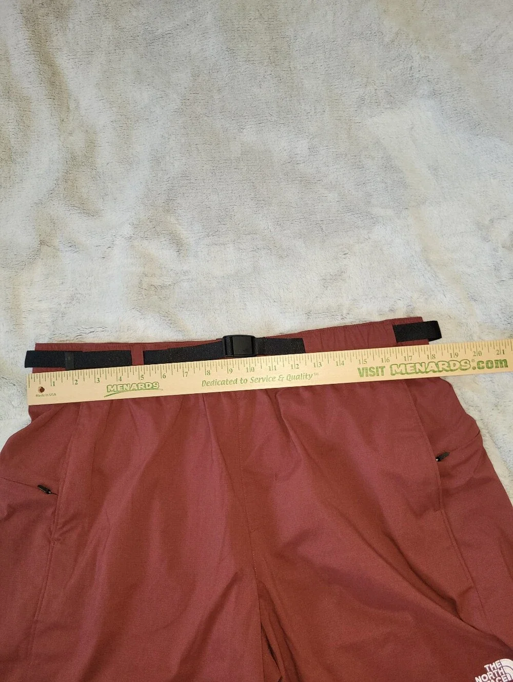 The North Face Mens Large Maroon Class V Pathfinder Belted Hiking Hybrid Shorts